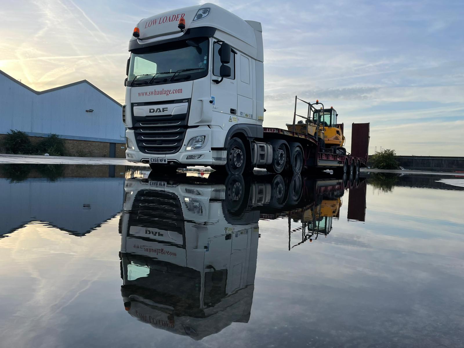 Low loader Hire by SW Haulage